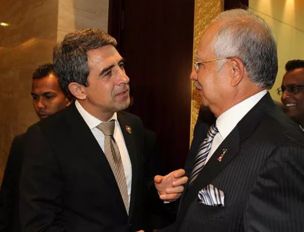 Премиерът на Малайзия проверява казуса с осъдените на смърт българи