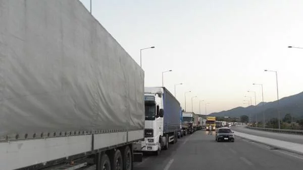 Всички гранични пунктове с Турция вече работят