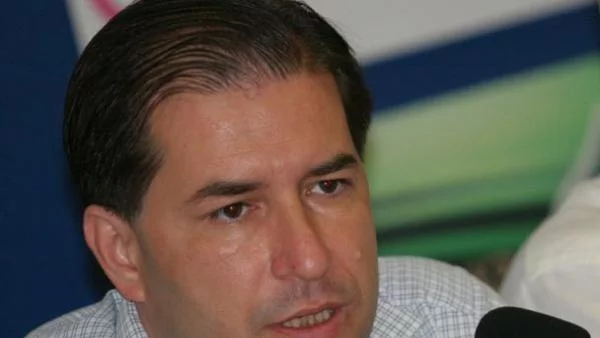 Корпоративните медии са новите бухалки на олигарсите