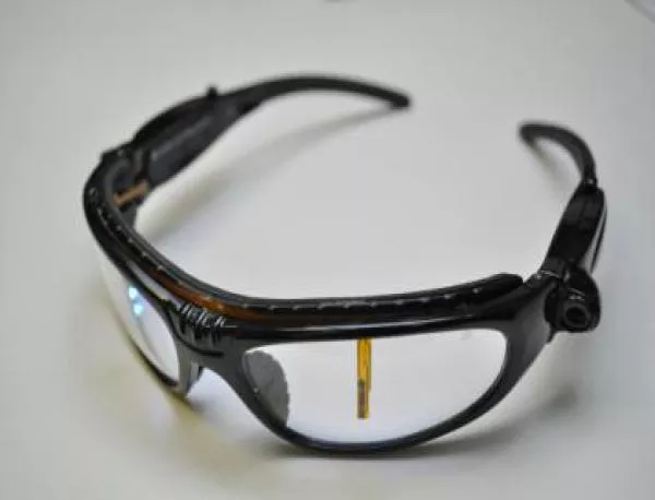 Светодиодни очила решават проблеми със съня