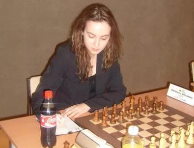 Антоанета Стефанова започва битката за световната титла