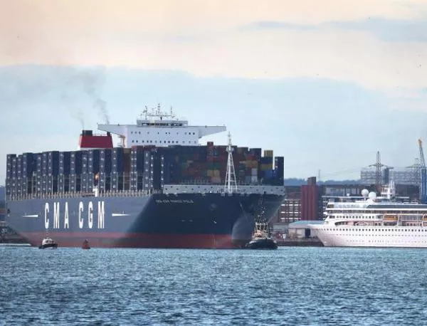 „Марко Поло”: Най-големият контейнеровоз в света
