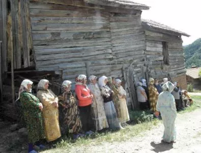 Конфликт на идентичността разкъсва българите мохамедани