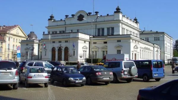 НС гледа промените в Изборния кодекс