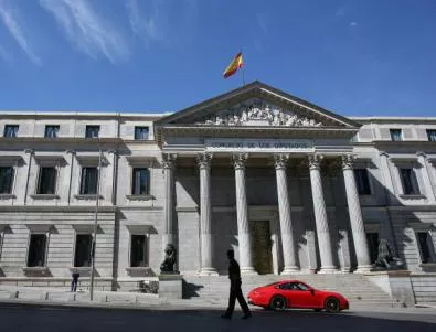 Испания обмисля създаването на система за данъчните нарушители
