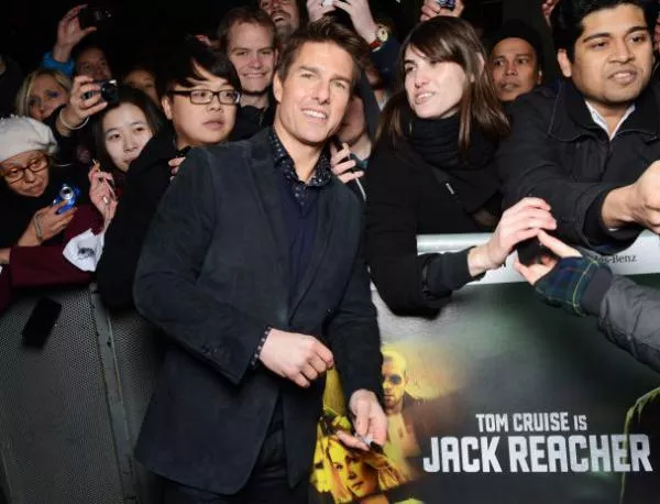 Том Круз стъпи на червения килим за премиерата на Джак Ричър в Лондон