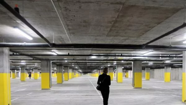 Буферните паркинги на метрото стават безплатни