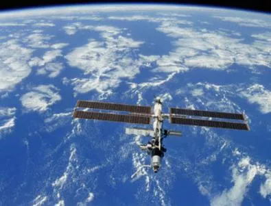 На Международната космическа станция ще посрещнат Нова година 15 пъти