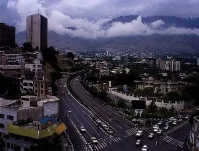 Техеран се задушава