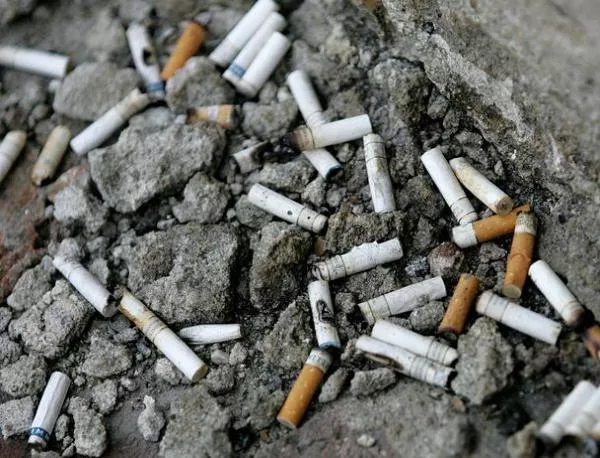 Заведенията са упорити и не спазват забраната за тютюнопушене