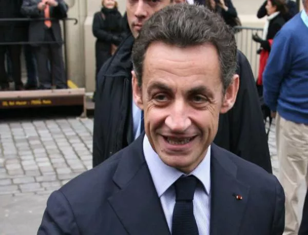 И Саркози бяга от данъци