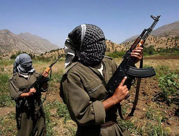 Кюрдските сепаратисти отрекоха, че се изтеглят в Ирак