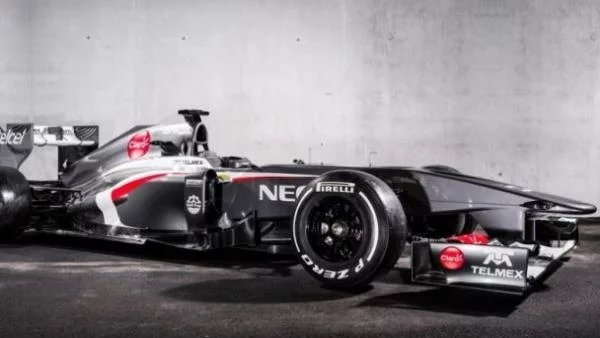 И Sauber залага на еволюция, но с напълно нови цветове