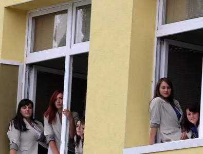 Грипна ваканция в три училища в Пловдивско