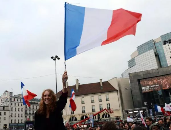 Началните учители във Франция стачкуват