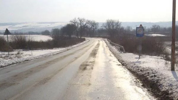 Пътищата са предимно сухи