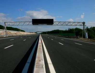 Транспортни далавери и в Румъния: 1,6 млрд. евро за 52 км магистрала