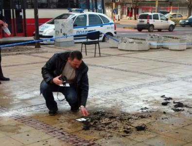 Борят се за живота на мъжа, самозапалил се във Варна