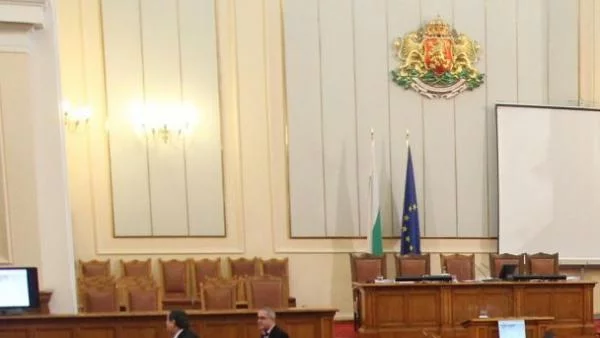 Народното събрание ще има извънредно пленарно заседание
