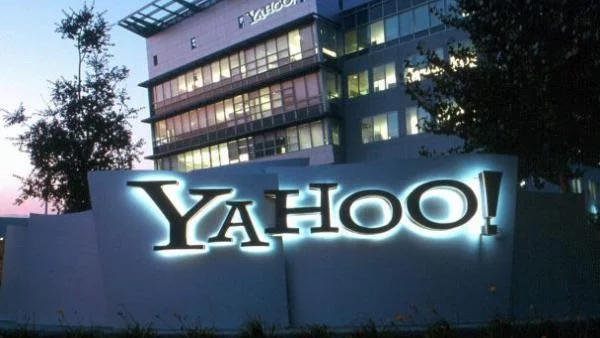 Yahoo забрани на служителите си да работят от дома