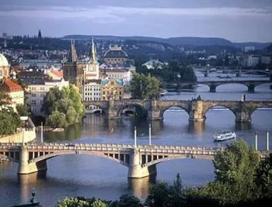 Чехия се обърна към Брюксел заради ЧЕЗ в България