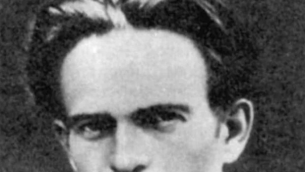 Никола Вапцаров е арестуван заради участие в нелегалната комунистическа партия