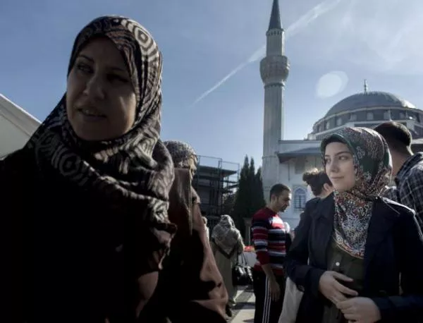 Все по-малко жени в Турция работят