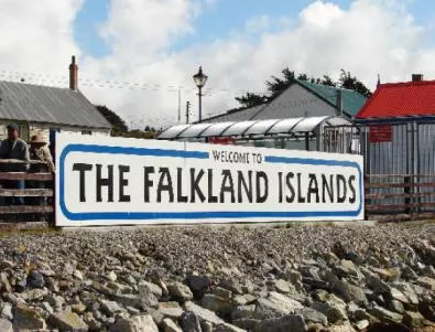 Втори ден референдум на Фолкландските острови
