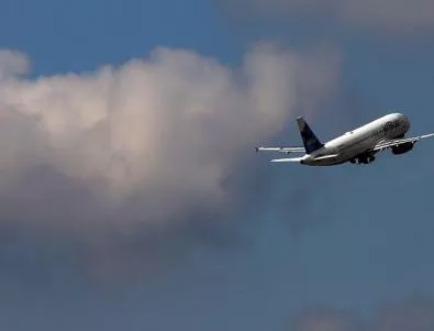 Авиокомпания забави полет, позволи на пътник да се сбогува с умиращата си майка