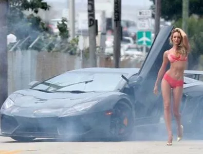 Victoria’s Secret снима реклама с Aventador DMC

