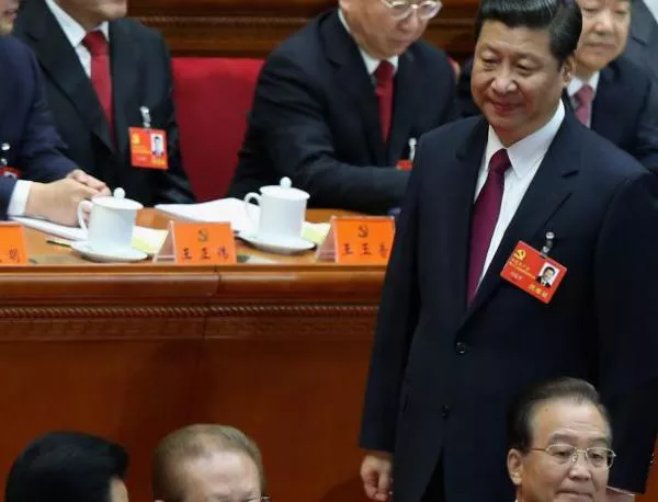 Си Цзинпин получи цялата власт в Китай