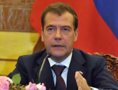 Медведев ще ходи на работа с хеликоптер