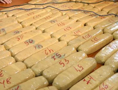 Задържаха българин в Италия с 33 кг хероин