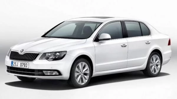 Skoda освежиха своя Superb