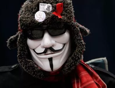 „Анонимните“ хакнаха сайта на УНСС 