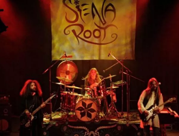 Siena Root с първи концерт в България
