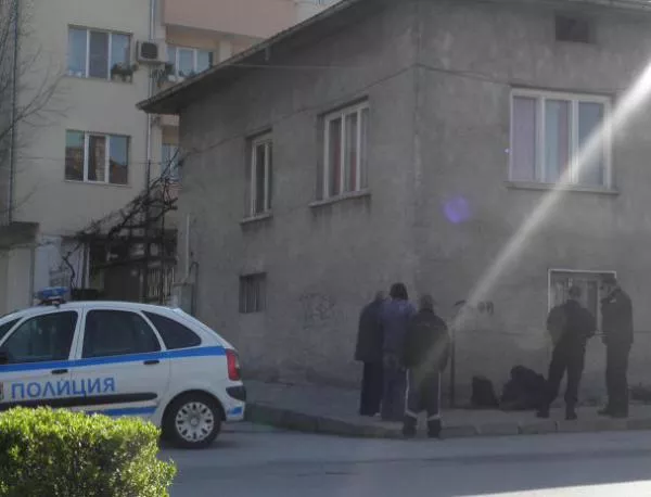Мъж почина на автобусна спирка в Благоевград