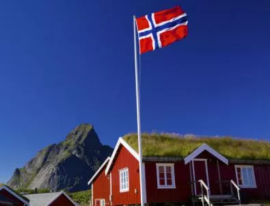 В Норвегия строят първия тунел за кораби