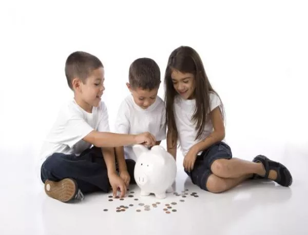 Как да научим децата си на уважение към парите?
