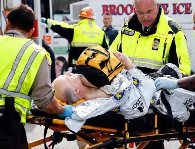 Смърт и шок: Експлозии на Бостънския маратон