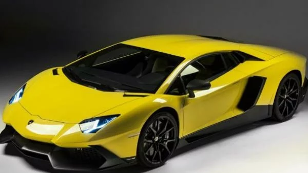 Юбилеен Aventador LP720-4