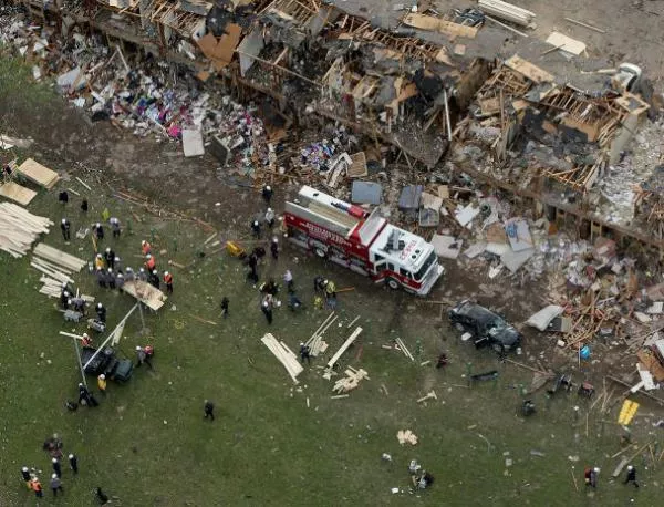 12 са жертвите на взрива в завода за торове в Тексас