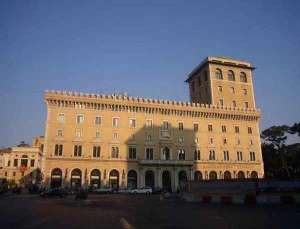 Откриха бункерите на Мусолини под Палацо Венеция