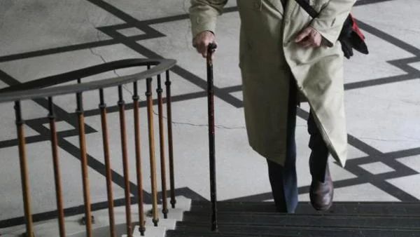 Заради празниците изплащат пенсиите съкратено
