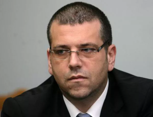 Калин Георгиев няма да подава оставка