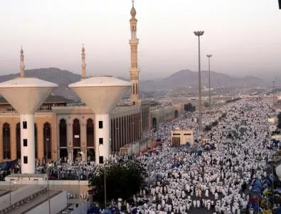 Саудитска Арабия няма да позволява не-ислямски молитвени храмове