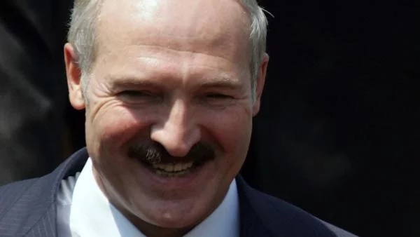 Лукашенко коси трева и отглежда кози за удоволствие