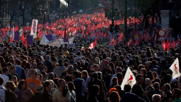 Протести по света в деня на труда