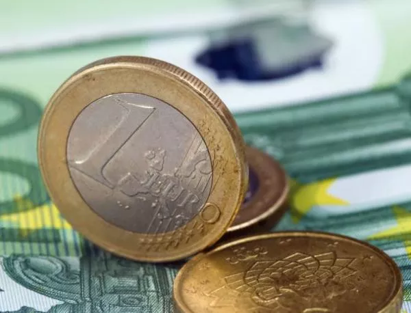  Германският министър, въвел еврото, призова за отмяна на единната валута