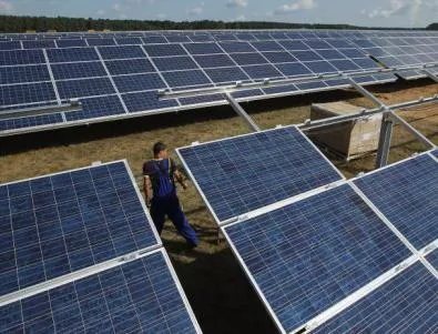 ЕК предлага да се обмитяват слънчевите панели от Китай 